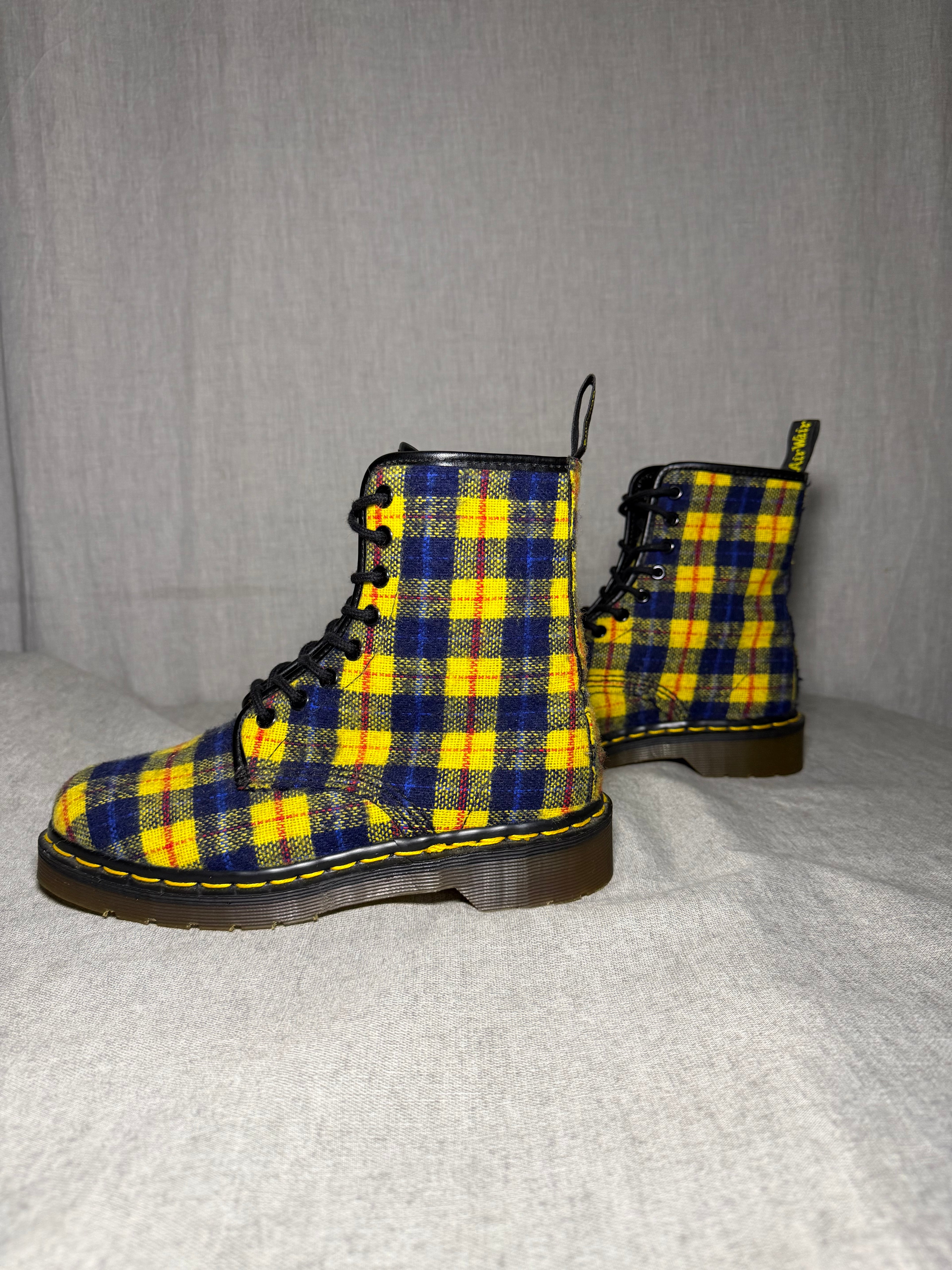 Vintage 90s Made In England Dr. Martens 1460
Tartan Plaid Boots (EU 37)