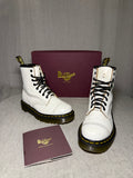 Dr. Martens 1460 Toe Cap Bex Made in England
EU 38 - Good Condition with original packaging
