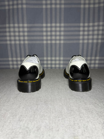 Dr. Martens 1461 Hearts Leather Oxford Shoe - White/Black Size 36