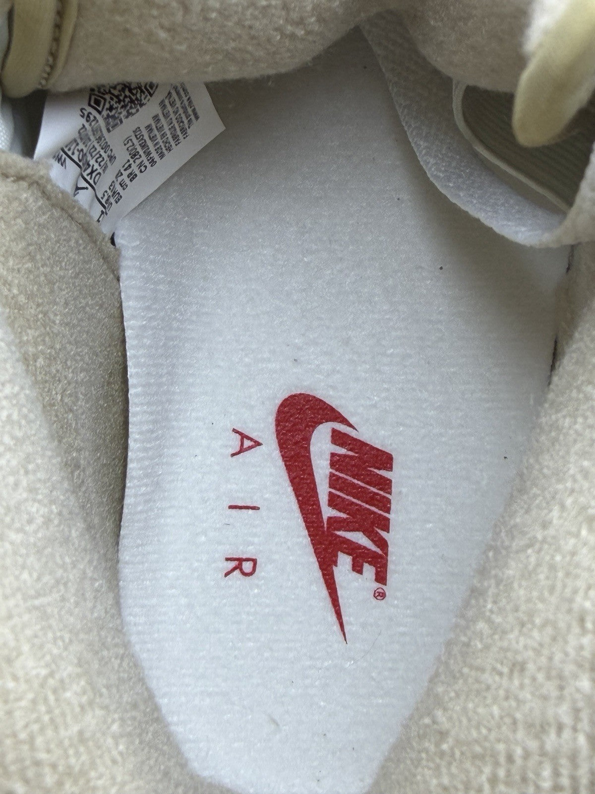 Nike Air Jordan Wmns Air Jordan 2 Retro Sail/desert-sunset Haze-muslin EU 43 