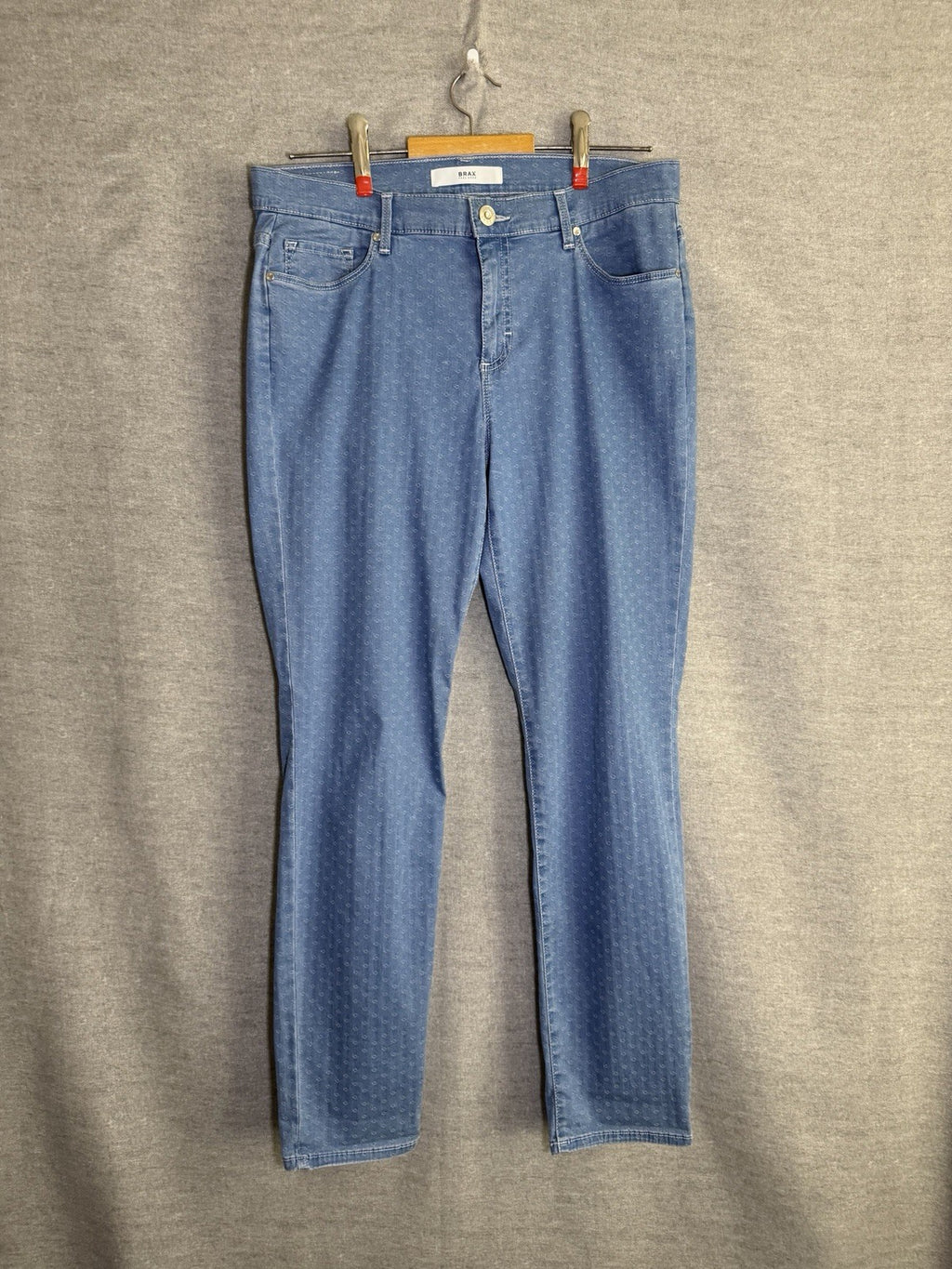 Brax Feel Good Shakira Women's Jeans Size US 31/30 Blue Geometric Pattern