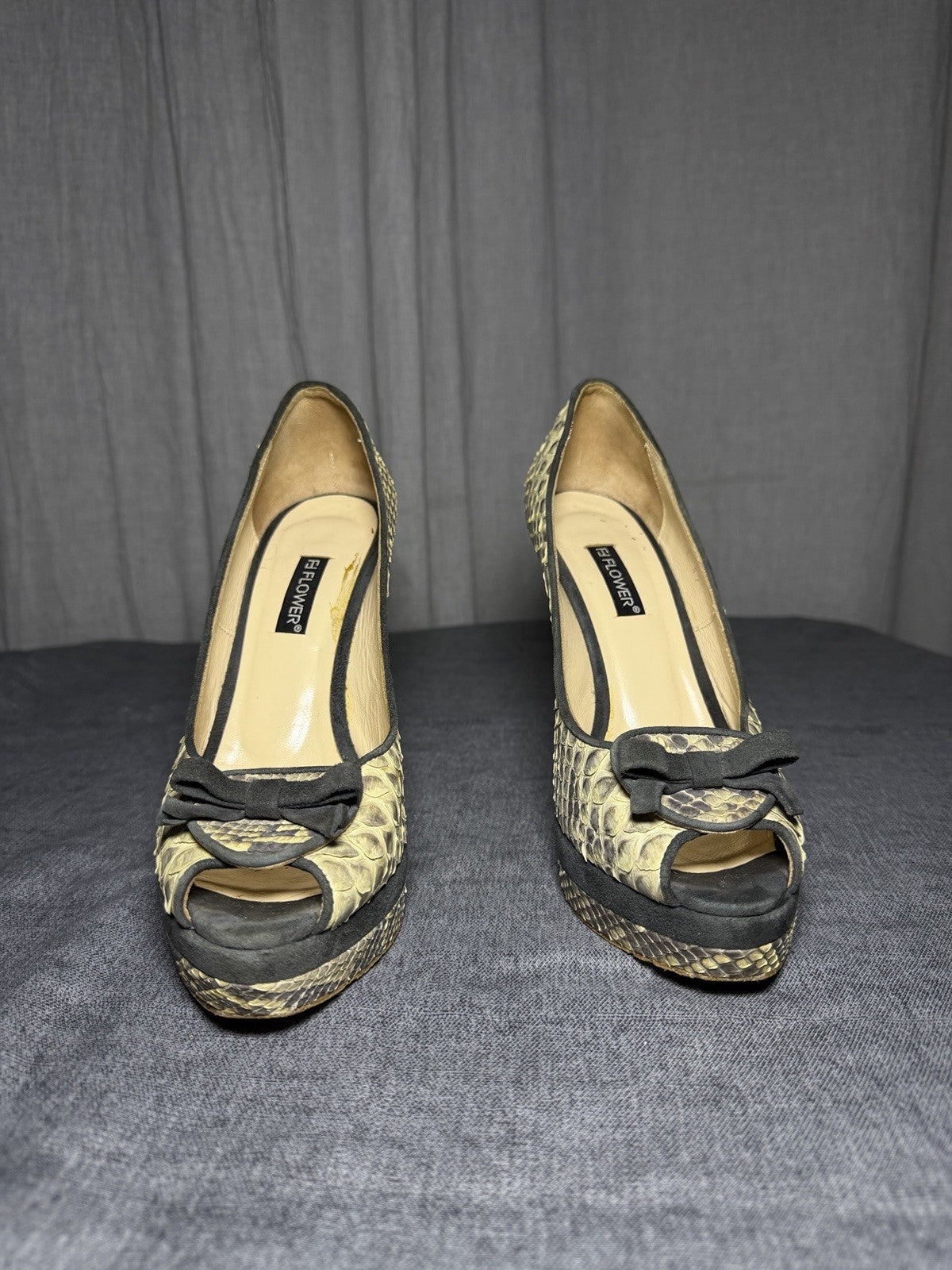 FLOWER Italy Real Leather Snakeskin Peep Toe Platform Heels EU 37