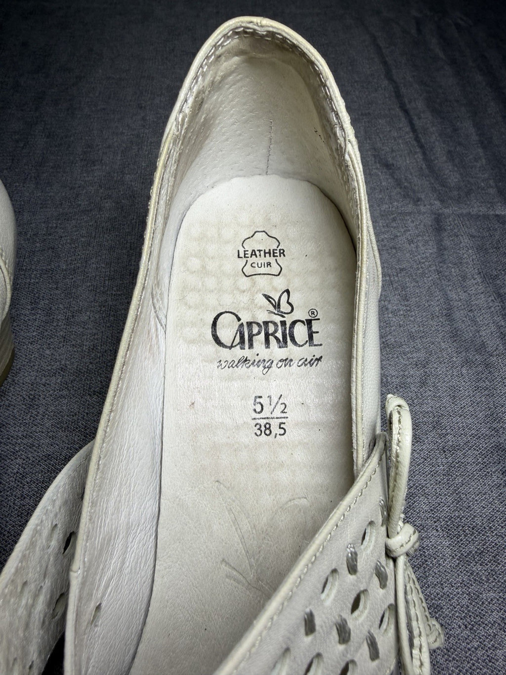 CAPRICE Cream Leather Mary Jane Heels - EUR 38.5 UK 5.5 - "Walking on Air"