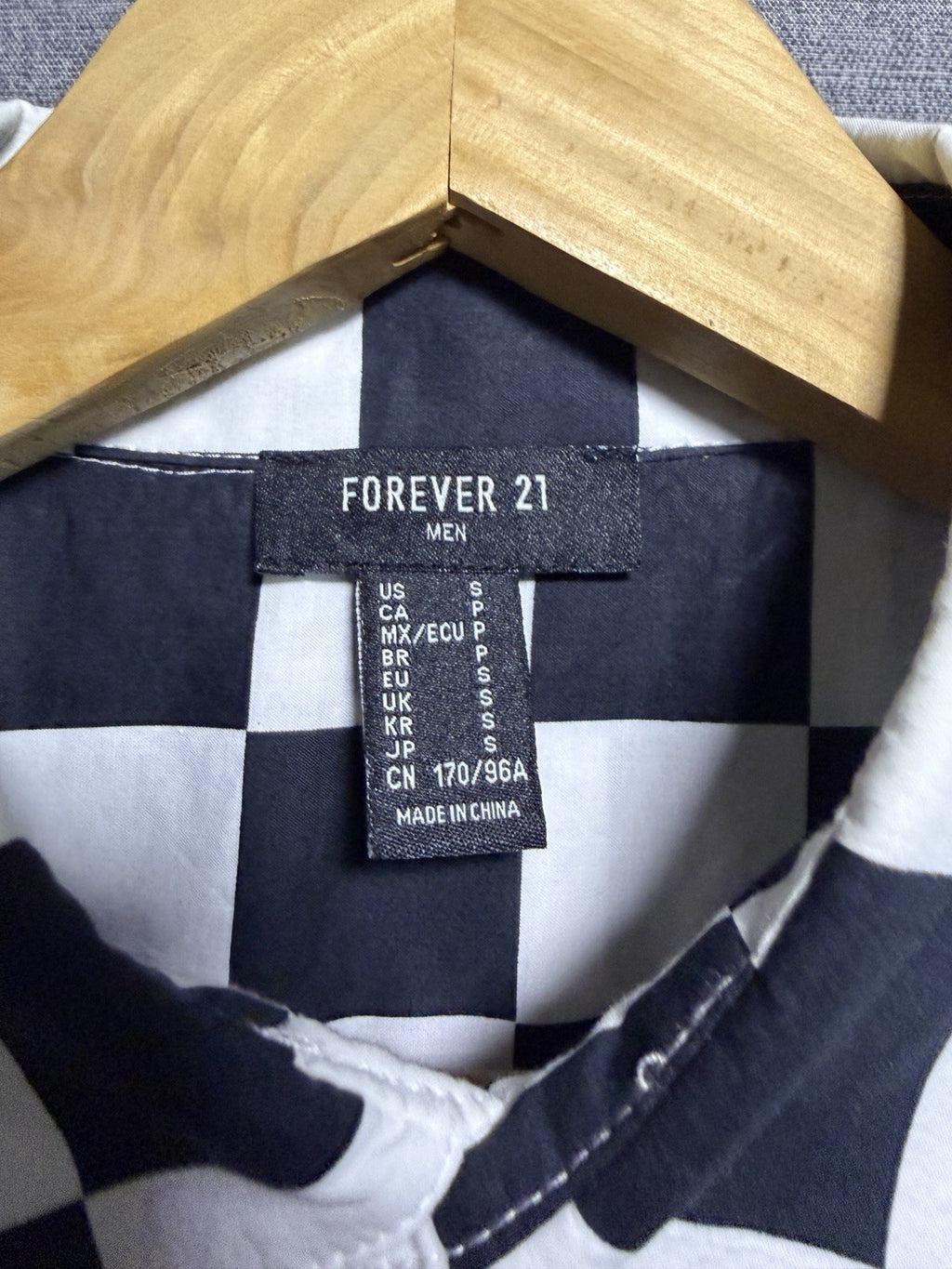 Forever 21 Men's S Black White Checkered Checkerboard Long Sleeve Button Down