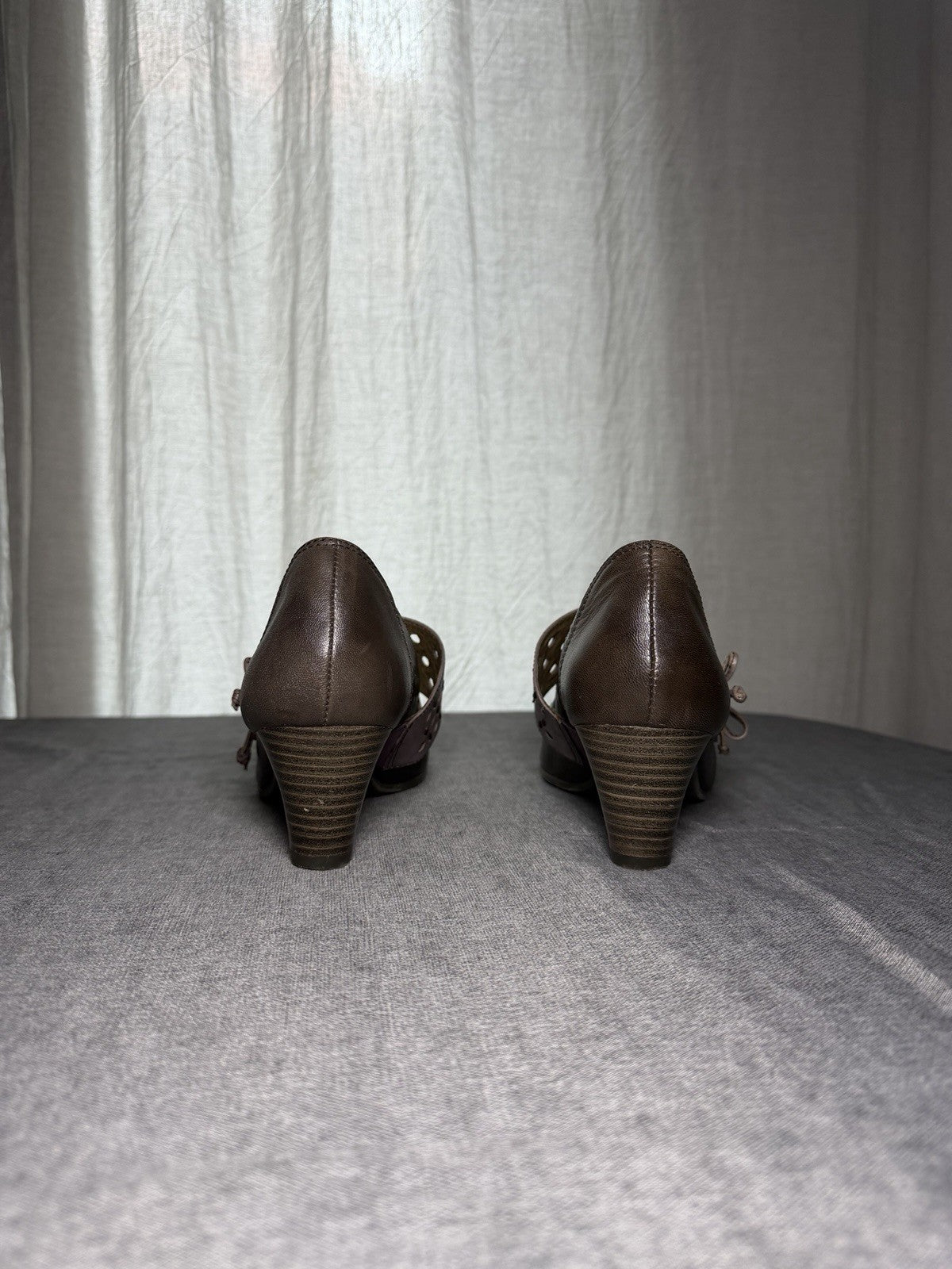 CAPRICE Brown Leather Mary Jane Pumps - EUR 38.5 UK 5.5 - "Walking on Air"