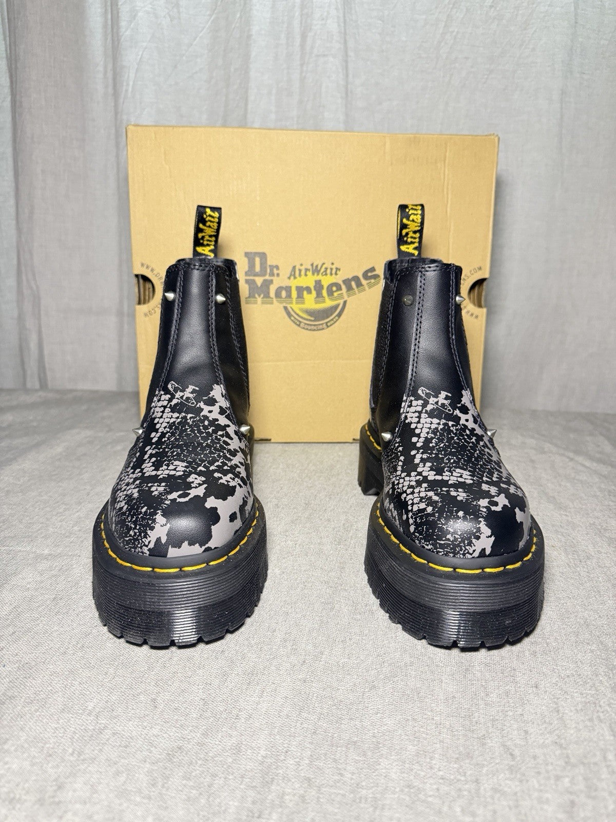 Dr Martens 2976 Quad Animal Clash Platform Chelsea Boots Womens EU 36 US 5 New