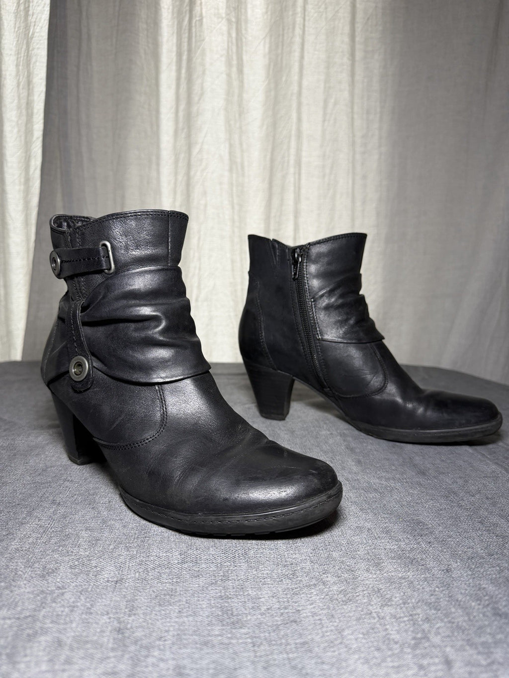 CAPRICE Black Leather Ankle Boots - EUR 38 UK 5 - "Walking on Air" Technology