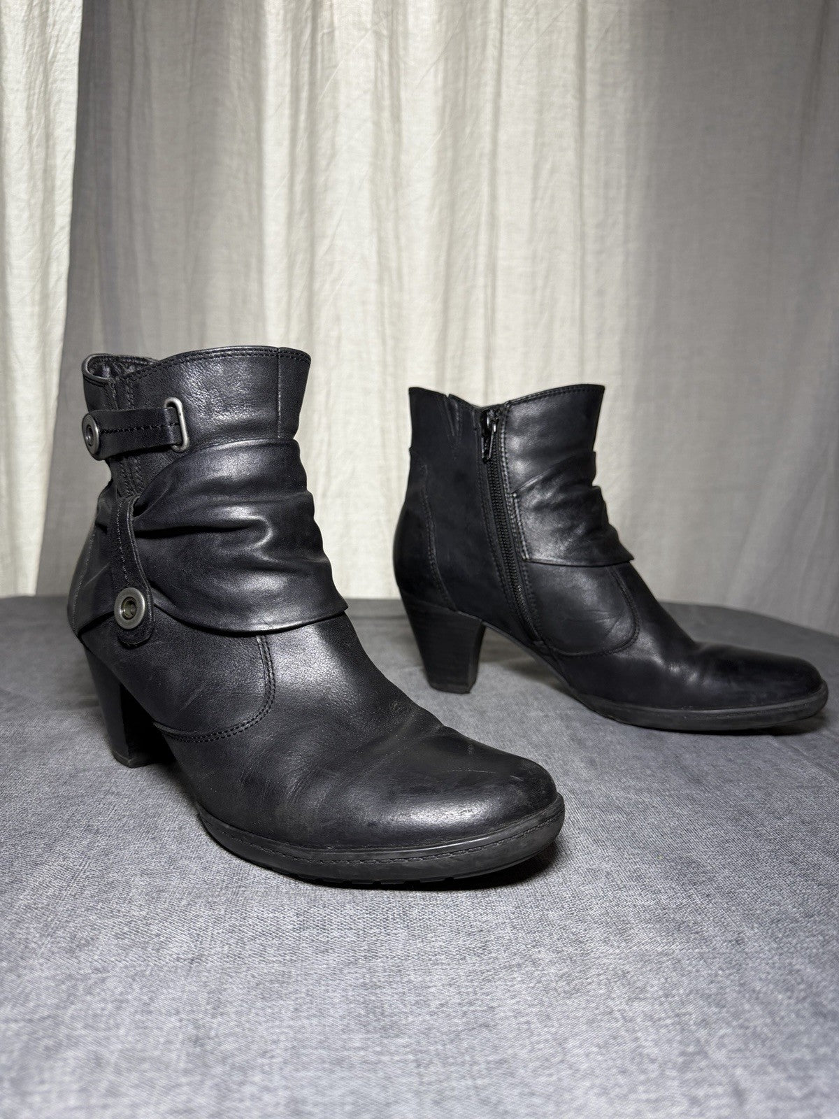 CAPRICE Black Leather Ankle Boots - EUR 38 UK 5 - "Walking on Air" Technology