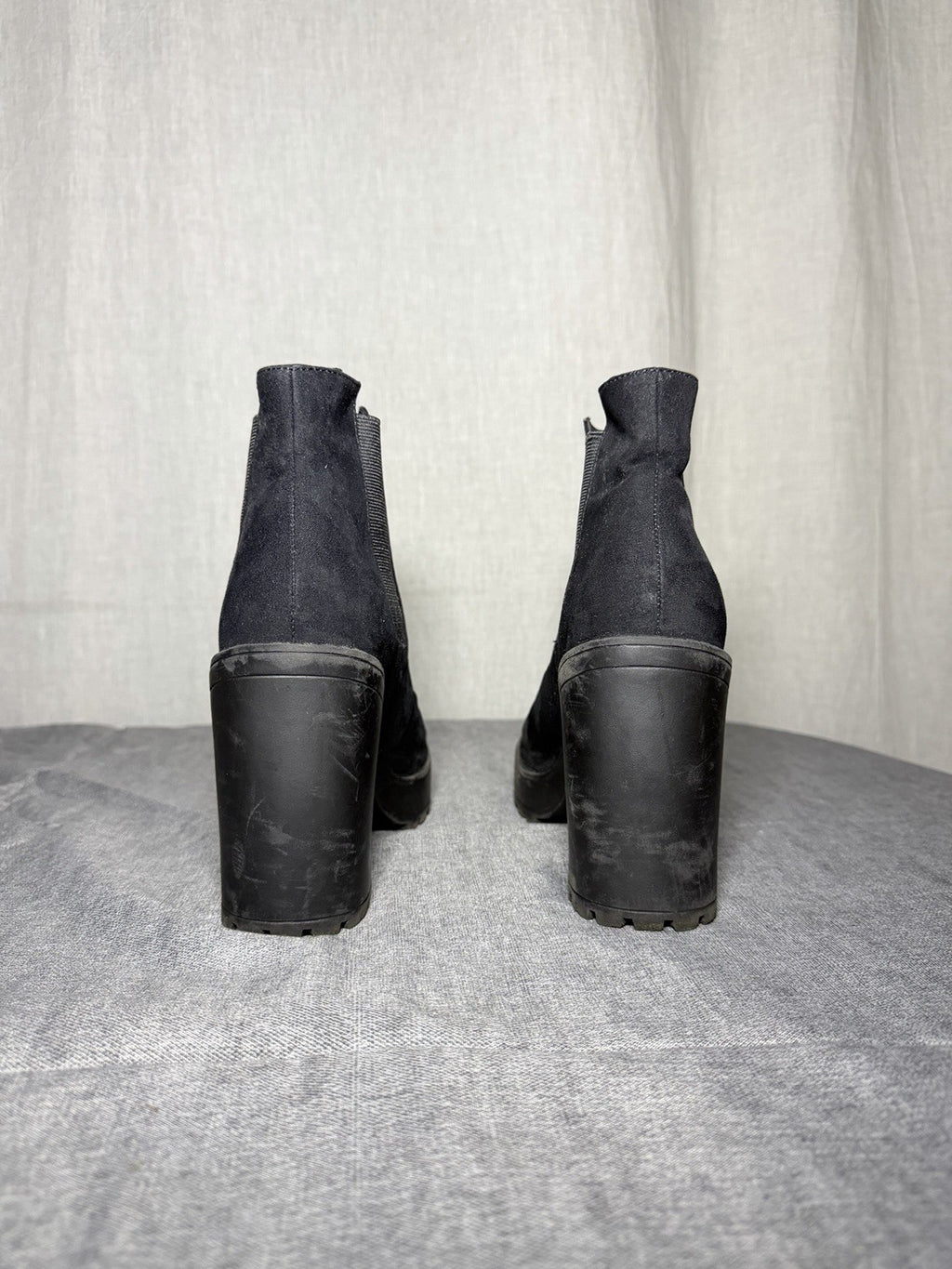 H&M DIVIDED Black Platform Chelsea Boots Block Heel EUR 38 / US 7 / UK 5
