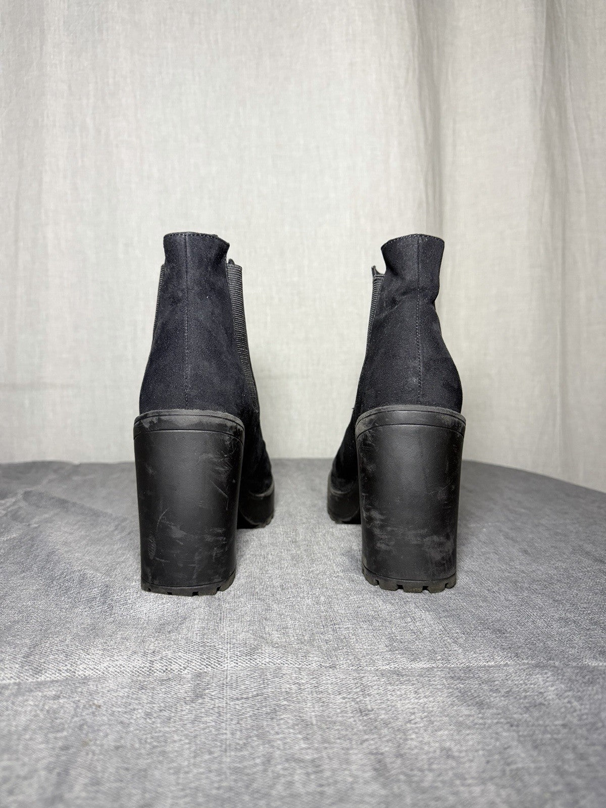 H&M DIVIDED Black Platform Chelsea Boots Block Heel EUR 38 / US 7 / UK 5