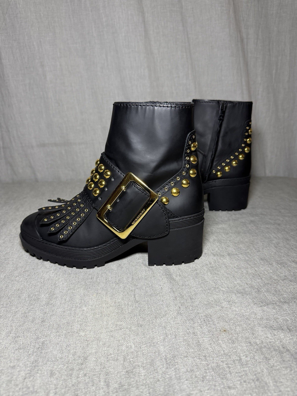 Burberry PR Whitchester Weather Boot Schwarz Gold Nieten Reißverschluss EU 38