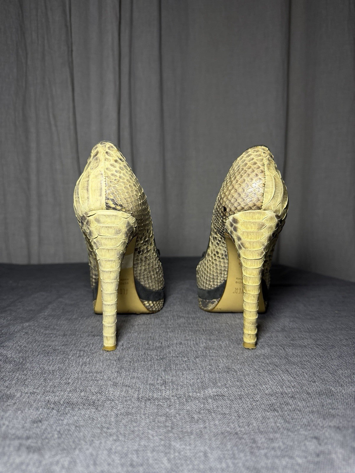 FLOWER Italy Real Leather Snakeskin Peep Toe Platform Heels EU 37