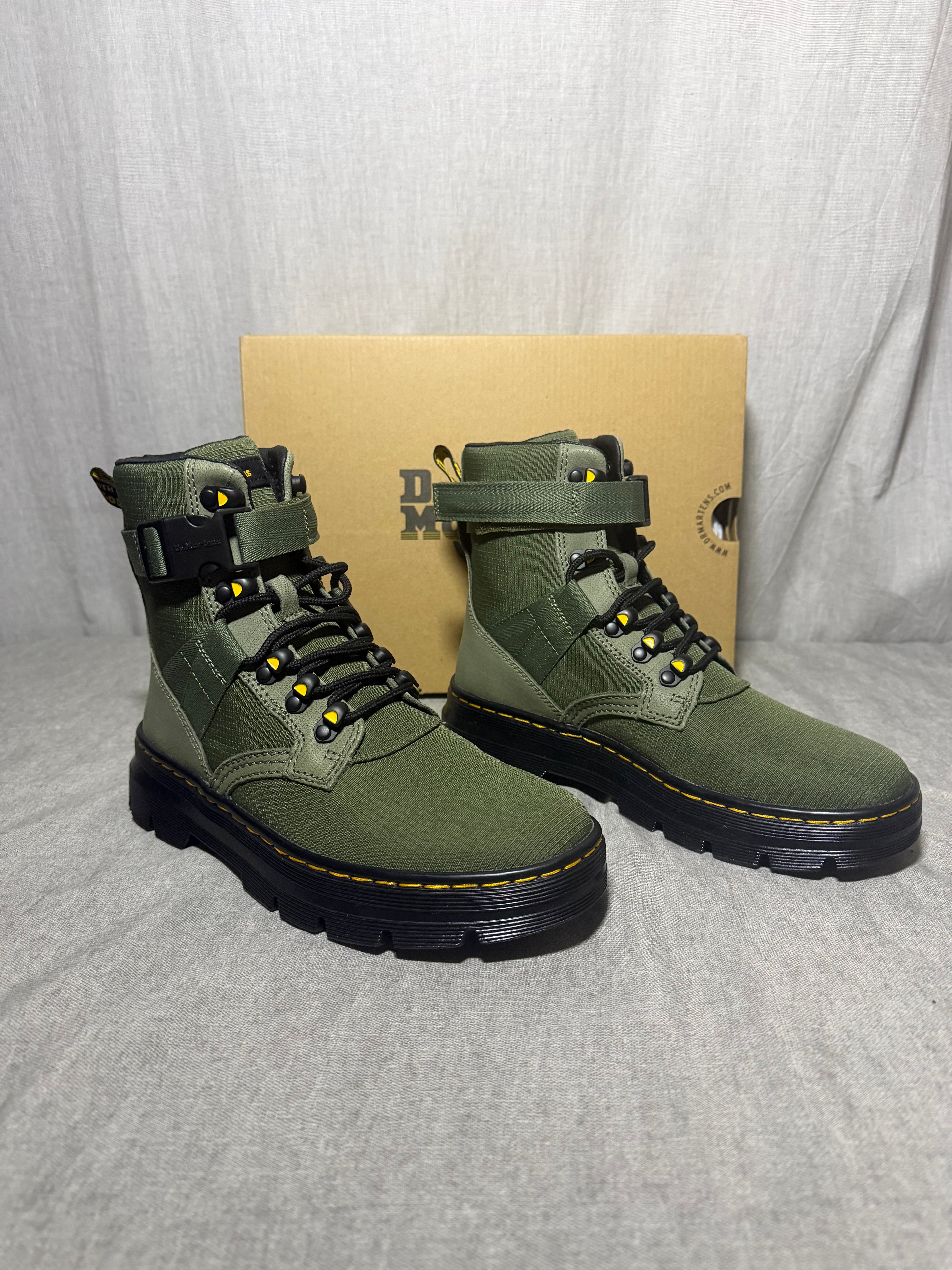 Dr. Martens Combs Tech II Utility Boots Olive
Green EU 38 UK 4 US 7