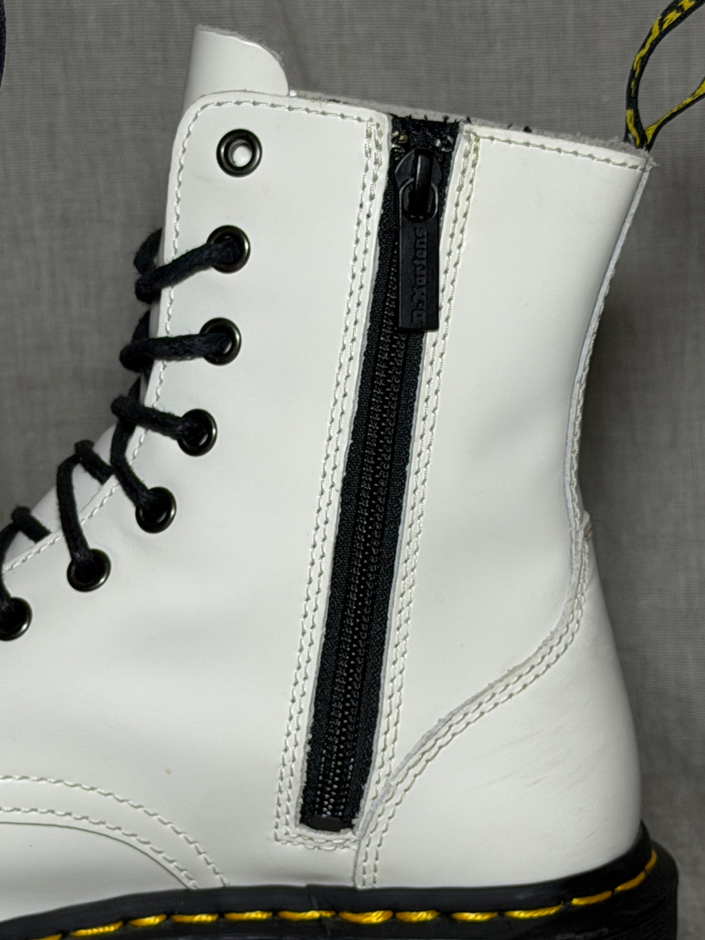 Dr. Martens White Jadon Polished Smooth Leather Platform Boots EU 38 - Very Good