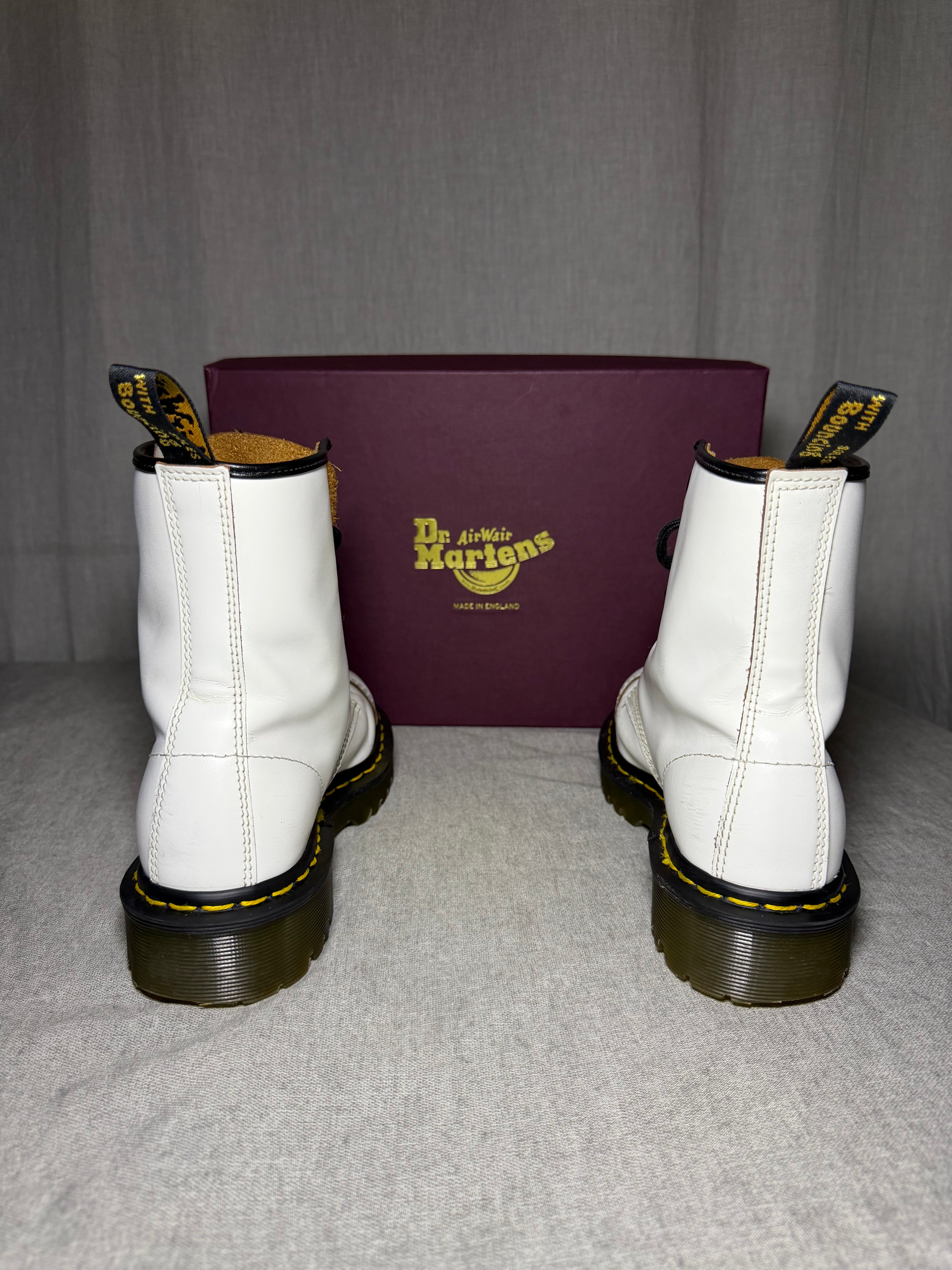 Dr. Martens 1460 Toe Cap Bex Made in England
EU 38 - Good Condition with original packaging