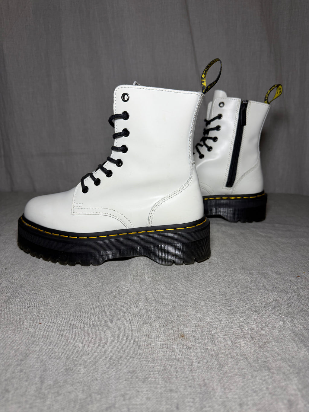 Dr. Martens White Jadon Polished Smooth Leather Platform Boots EU 38 - Very Good