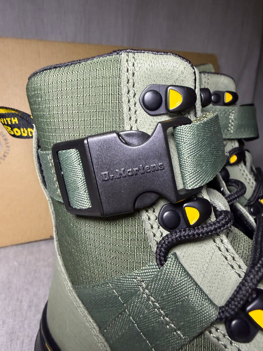 Dr. Martens Combs Tech II Utility Boots Olive
Green EU 38 UK 4 US 7
