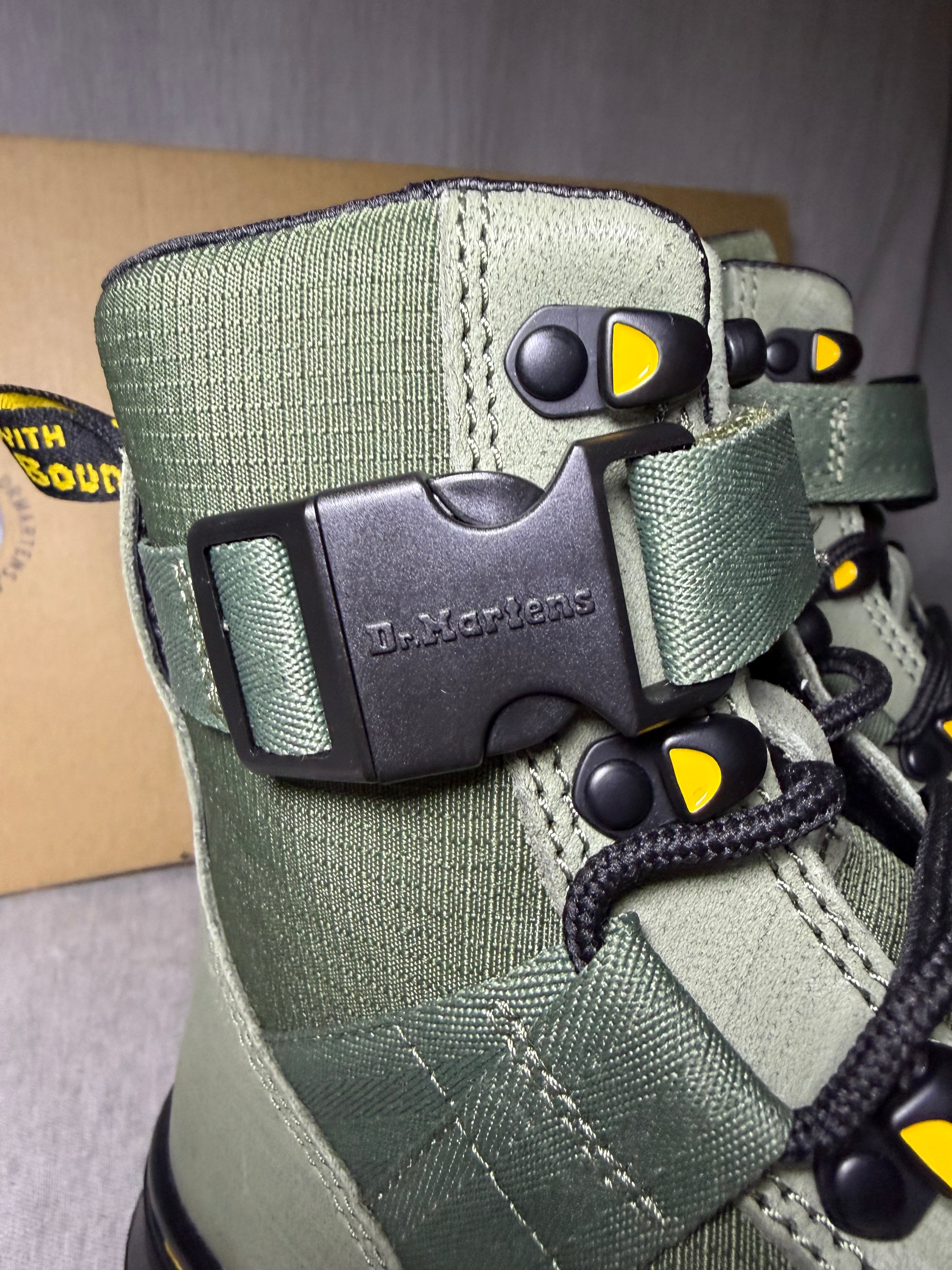 Dr. Martens Combs Tech II Utility Boots Olive
Green EU 38 UK 4 US 7