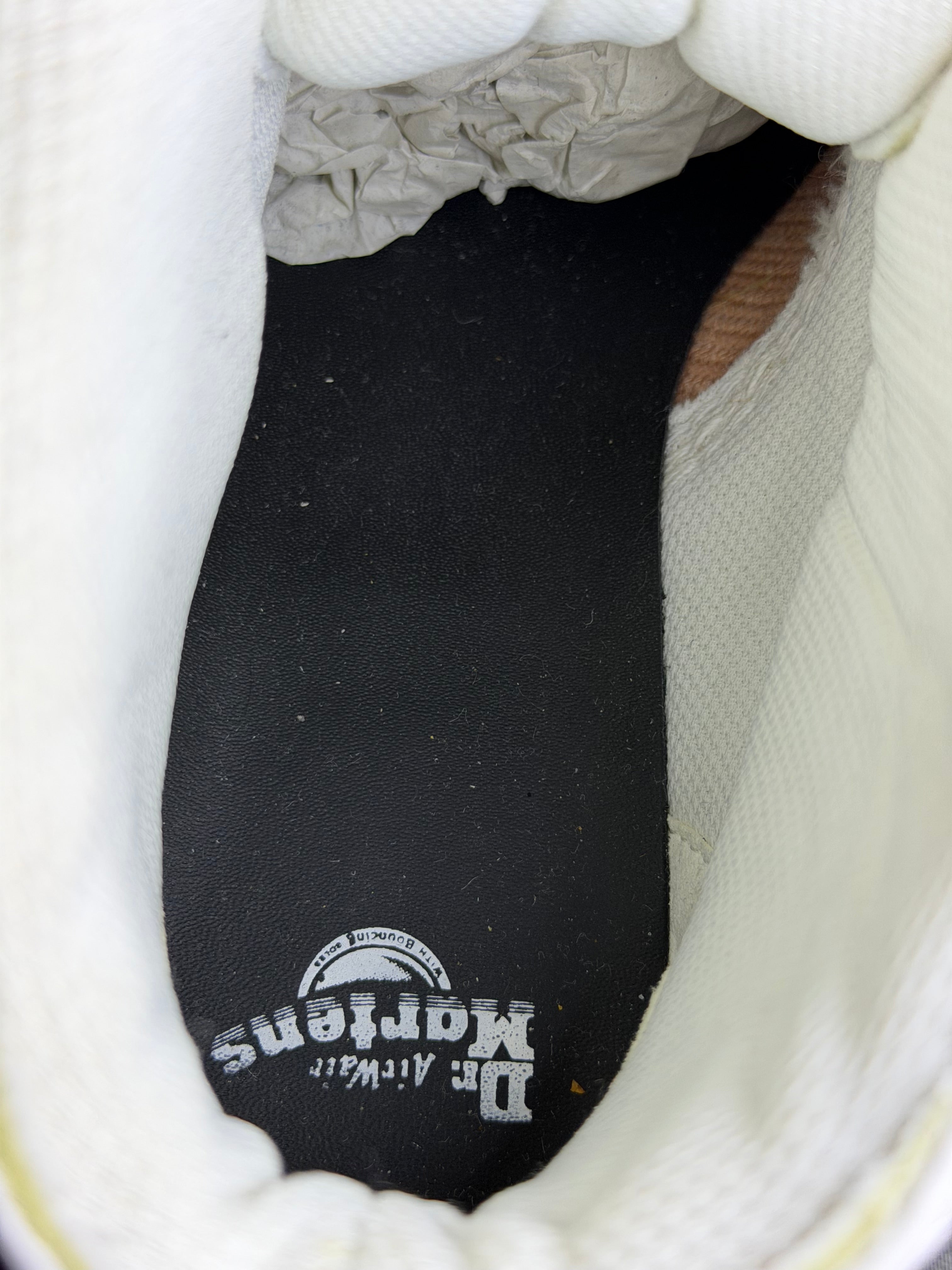 Dr. Martens Devon Flower White Pisa Leather
Platform Boots EU 38 - New in Box