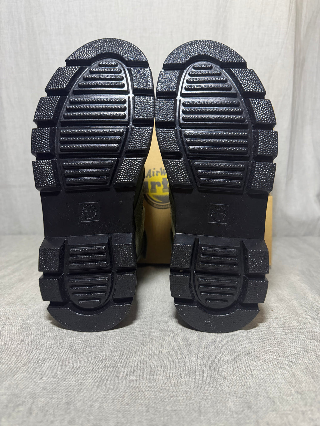 Dr. Martens Combs Tech II Utility Boots Olive
Green EU 38 UK 4 US 7