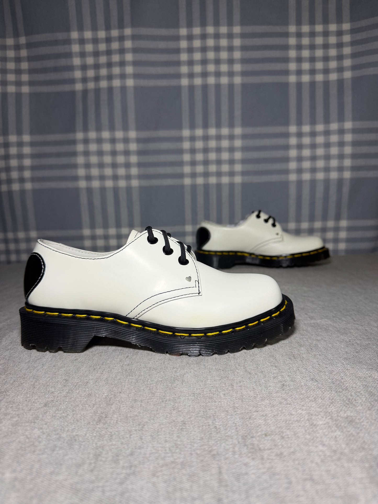 Dr. Martens 1461 Hearts Leather Oxford Shoe - White/Black Size 36