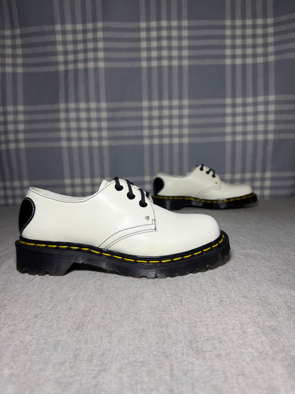 Dr. Martens 1461 Hearts Leather Oxford Shoe - White/Black Size 36
