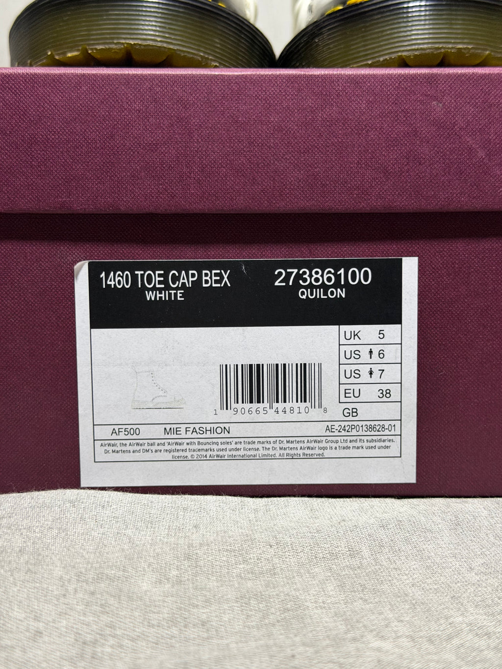 Dr. Martens 1460 Toe Cap Bex Made in England
EU 38 - Good Condition with original packaging