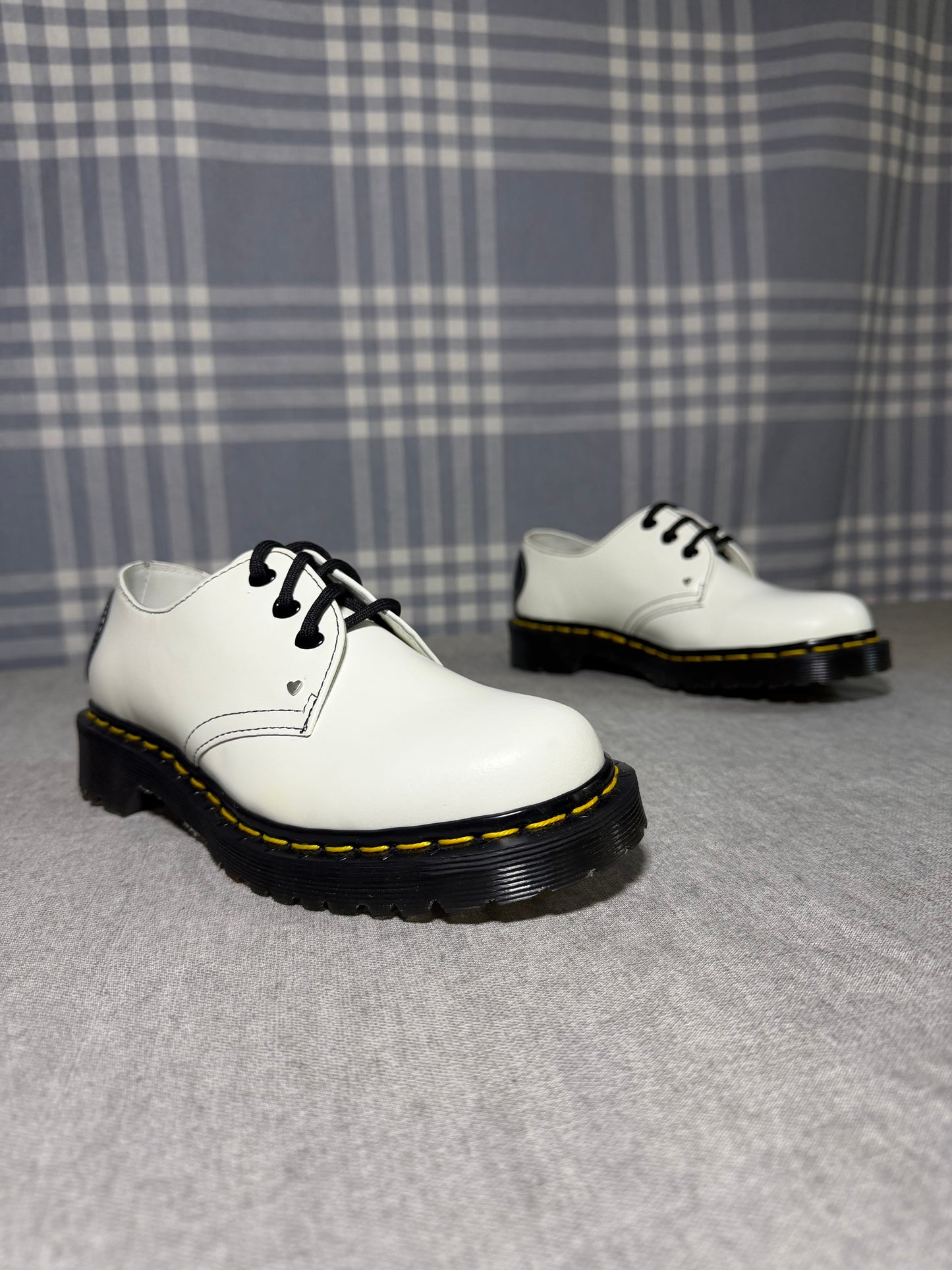 Dr. Martens 1461 Hearts Leather Oxford Shoe - White/Black Size 36