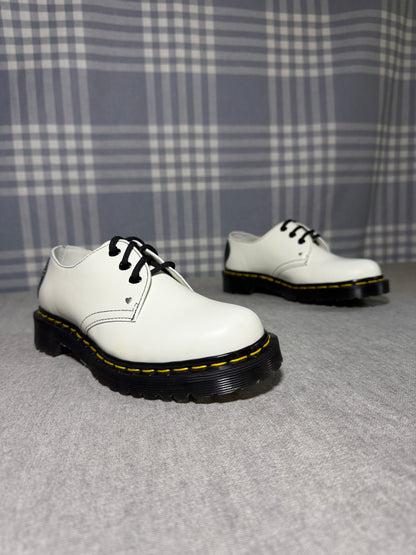 Dr. Martens 1461 Hearts Leather Oxford Shoe - White/Black Size 36